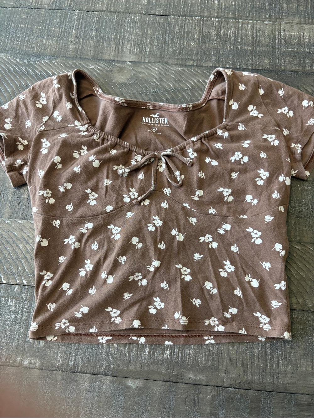 Hollister Brown Floral Tie-Front Crop Top